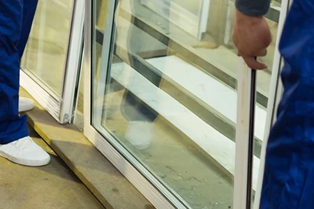 Commercial Glass Repair Technician in Tamarac, FL